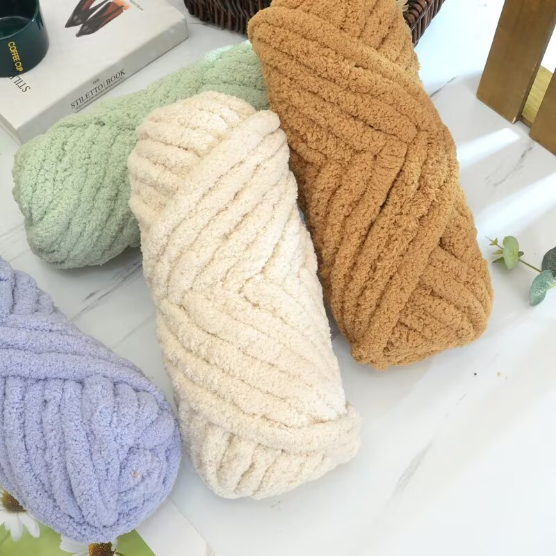 Cat Tail Yarn, Extra Thick Ice - Woven Scarf Blanket reseña y precio