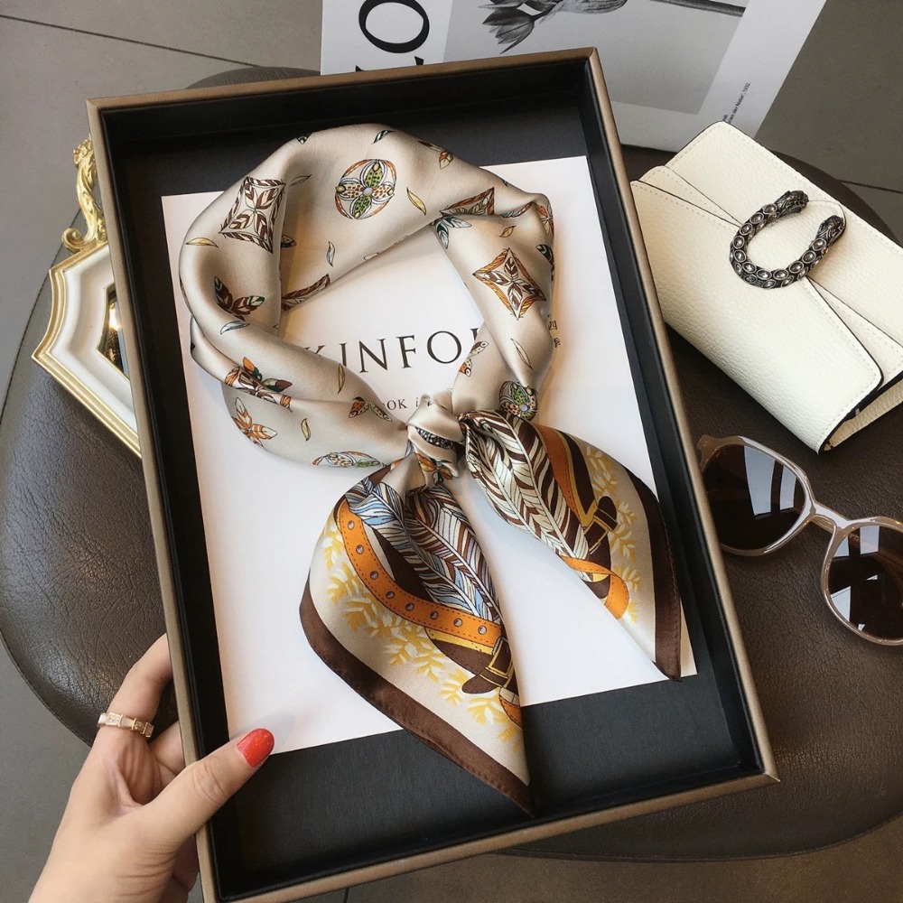 Fashion Satin Square Scarf for - Ascot Neck Scarf reseña y precio